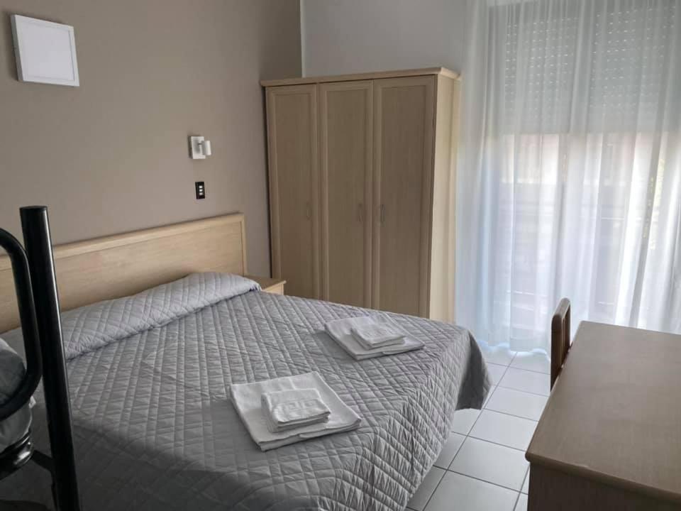 Double or Twin Room,1009734853:JPEG