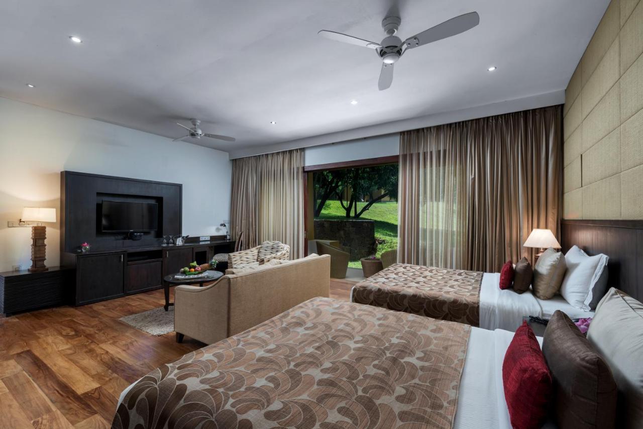 Family Suite Early Check & Late Check-out on Availability & on all Spa Treatments,1025698450:JPEG