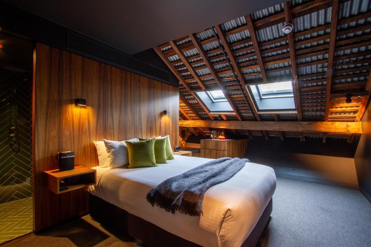Standard Queen Loft Room,1087390066:JPEG