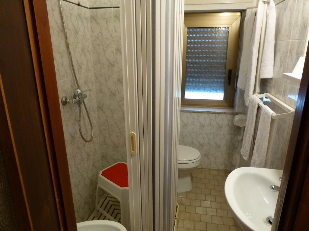 Triple Room,103900607:JPEG