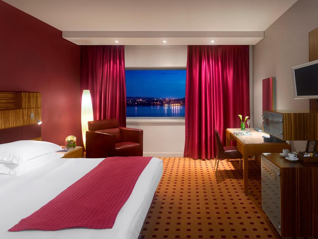 Standard Room,1274155522:JPEG