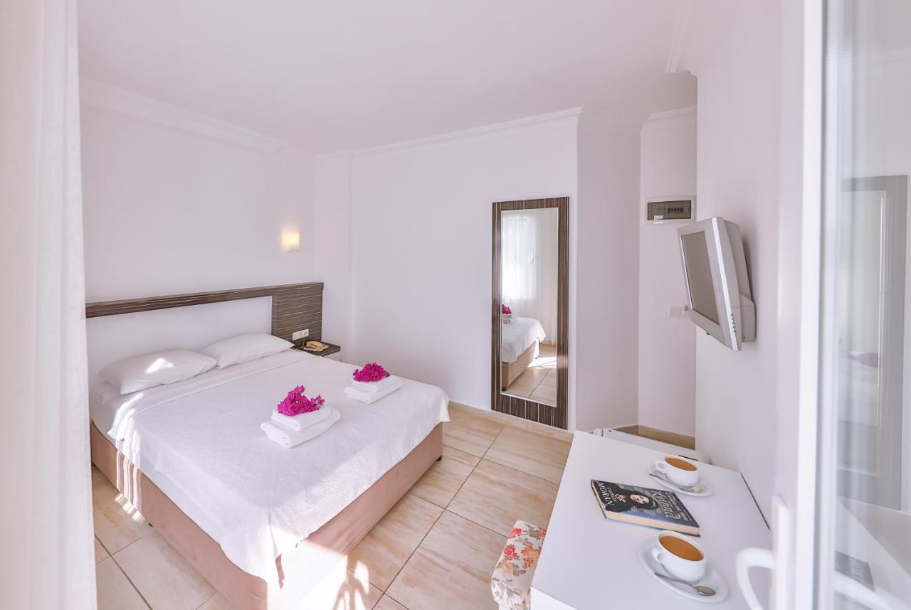 Double Room with Side Sea View,1118328135:JPEG