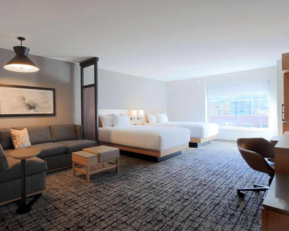 Queen Room with Two Queen Beds, Sofa Bed and Accessible Tub,1499873833:JPEG