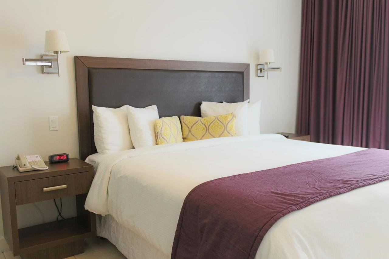 Standard King Room - No Resort Fee,112795776:JPEG