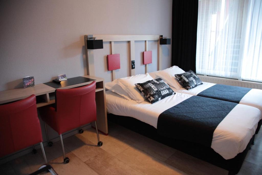 Standard Double Room (Pets not Allowed),17148113:JPEG