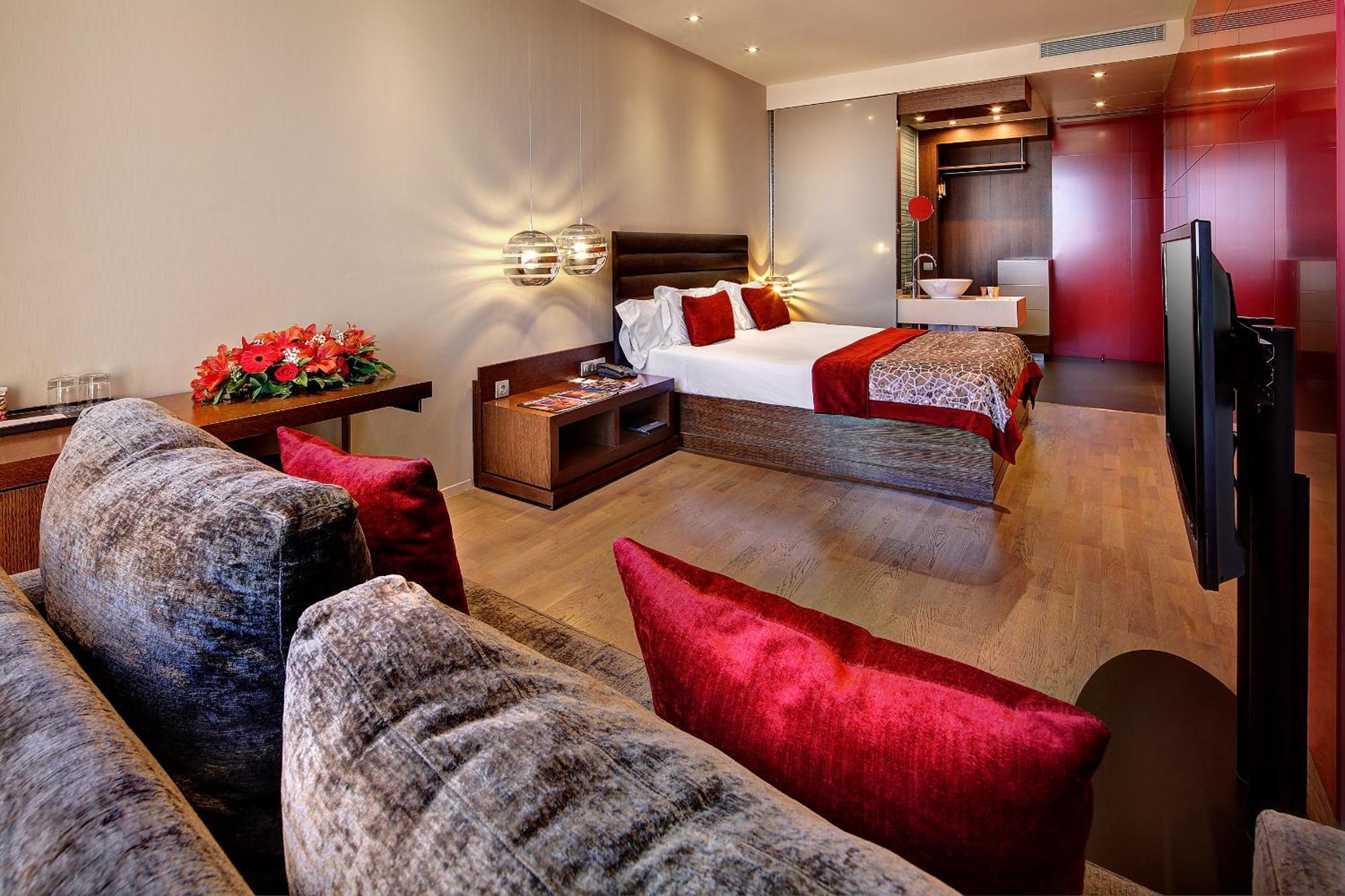 Triple Room,1207901014:JPEG