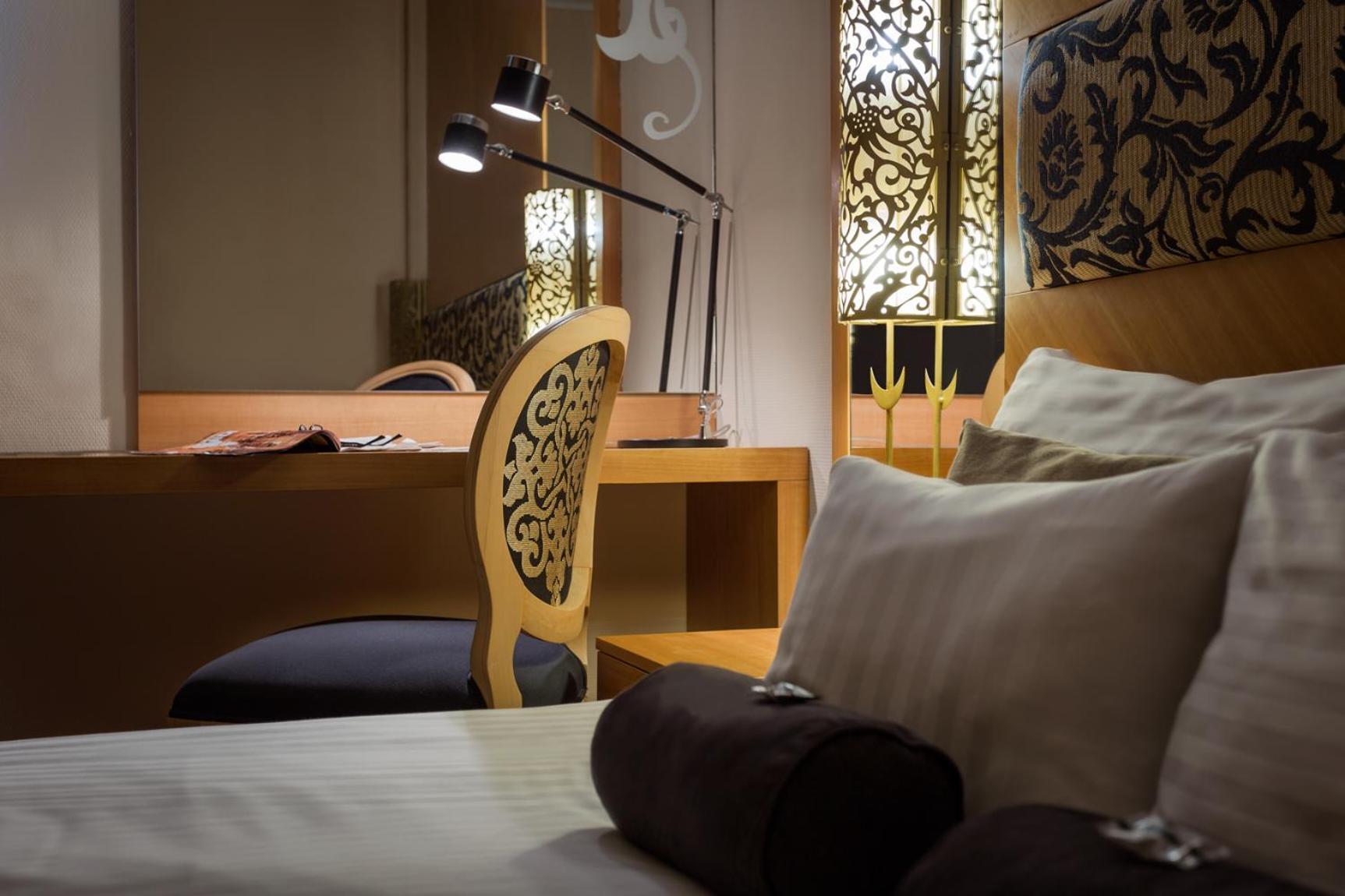 Superior Double Room with Extra Bed,1209785434:JPEG