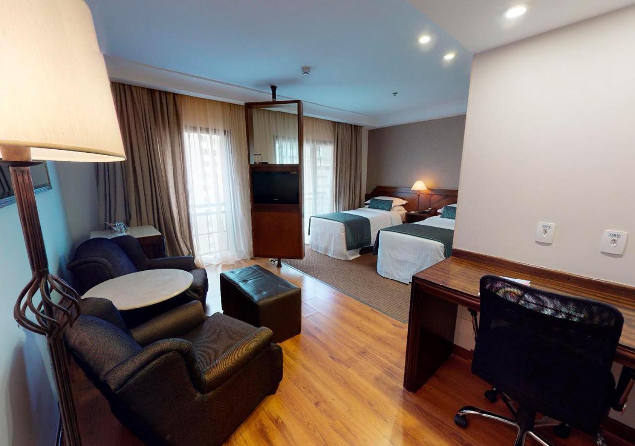 Standard Suite,1212713161:JPEG