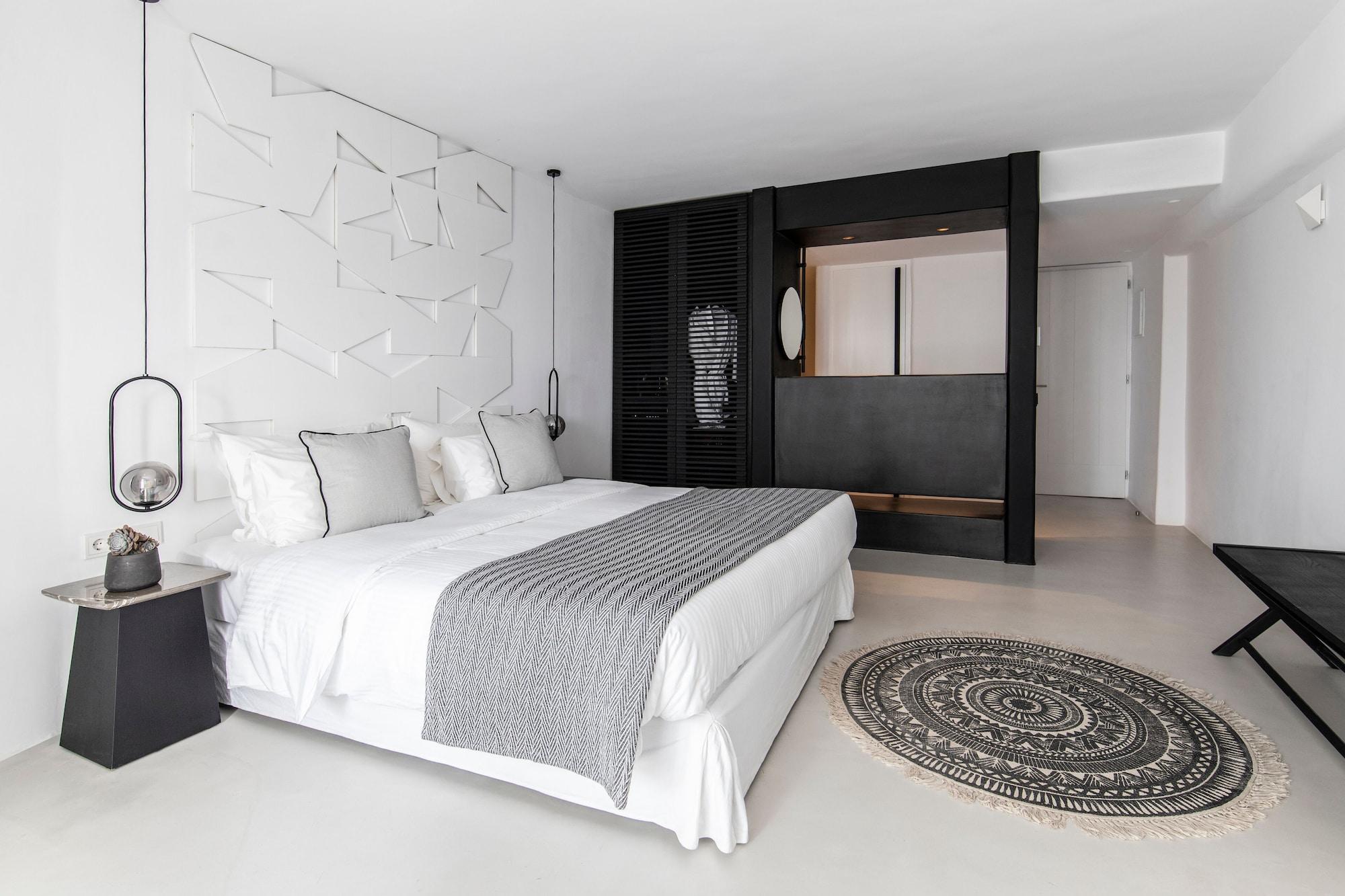 Essential Room,1589479594:JPEG