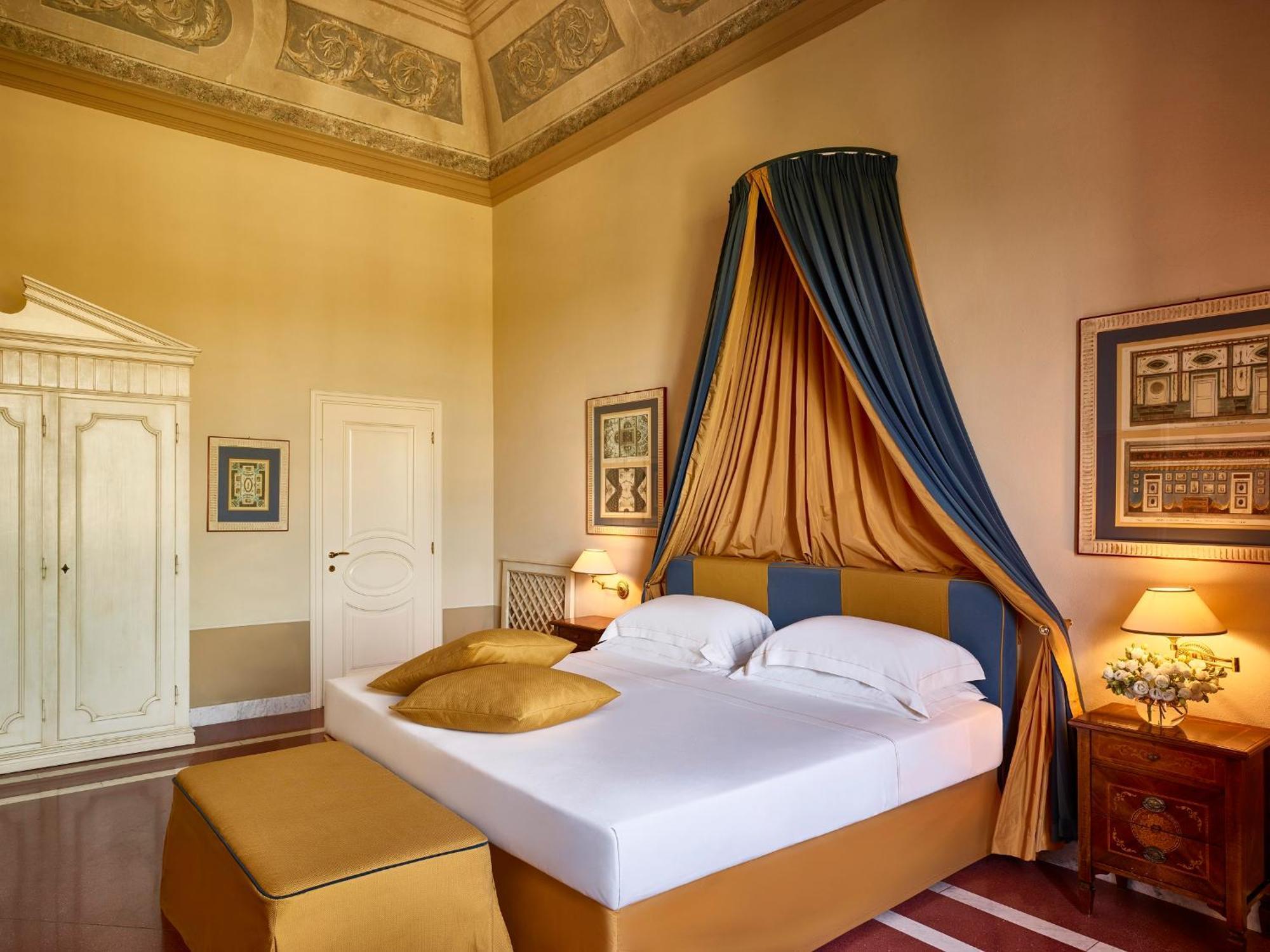 Standard King Room,1216233253:JPEG