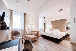 Queen Room,1219252228:JPEG