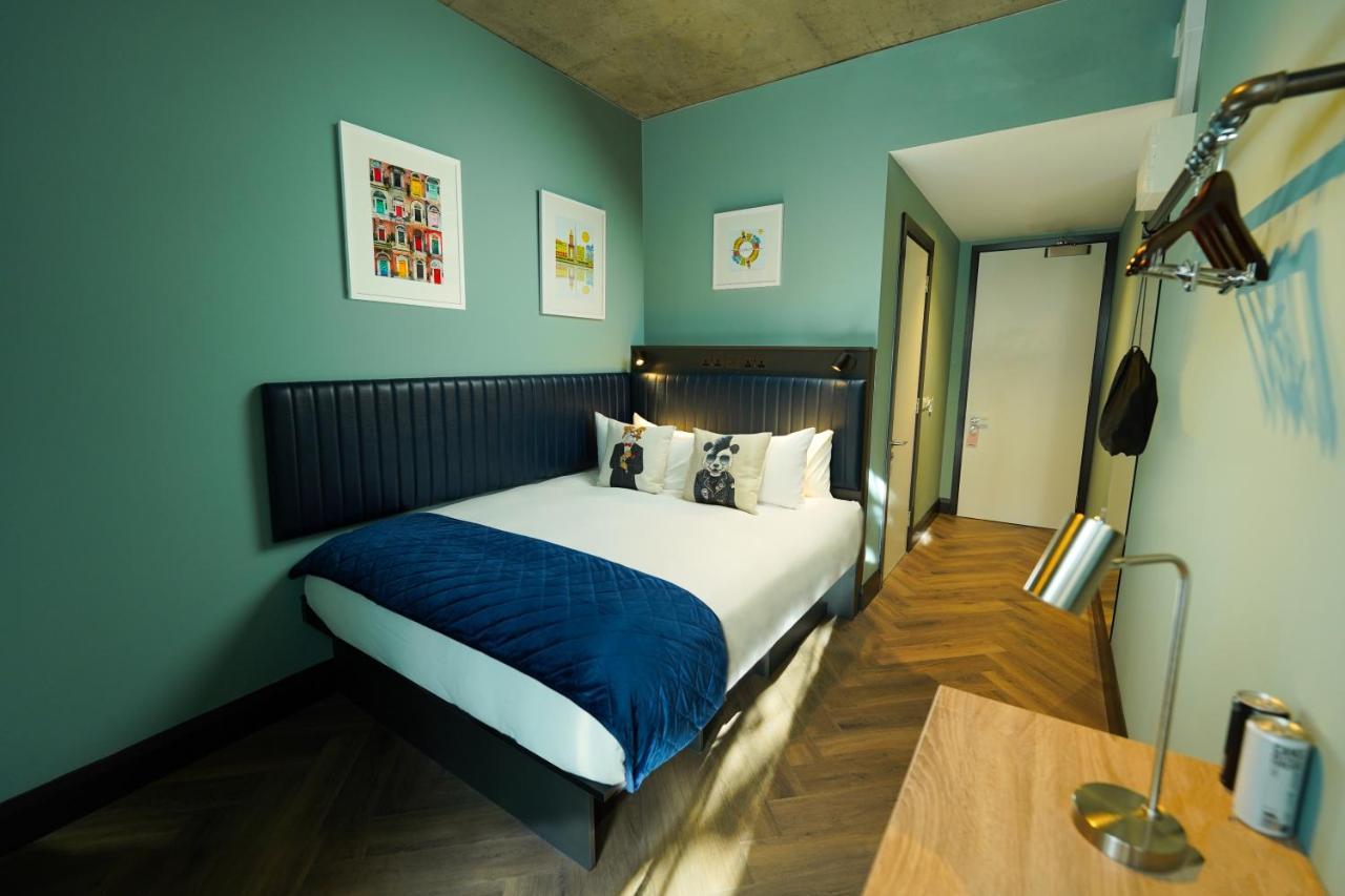 Standard Double Room,1226456930:JPEG