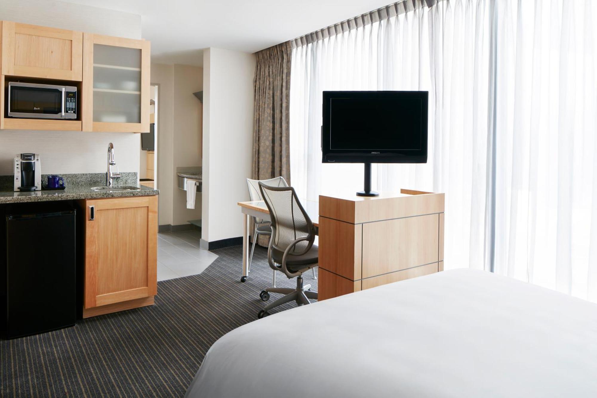 One-Bedroom Suite