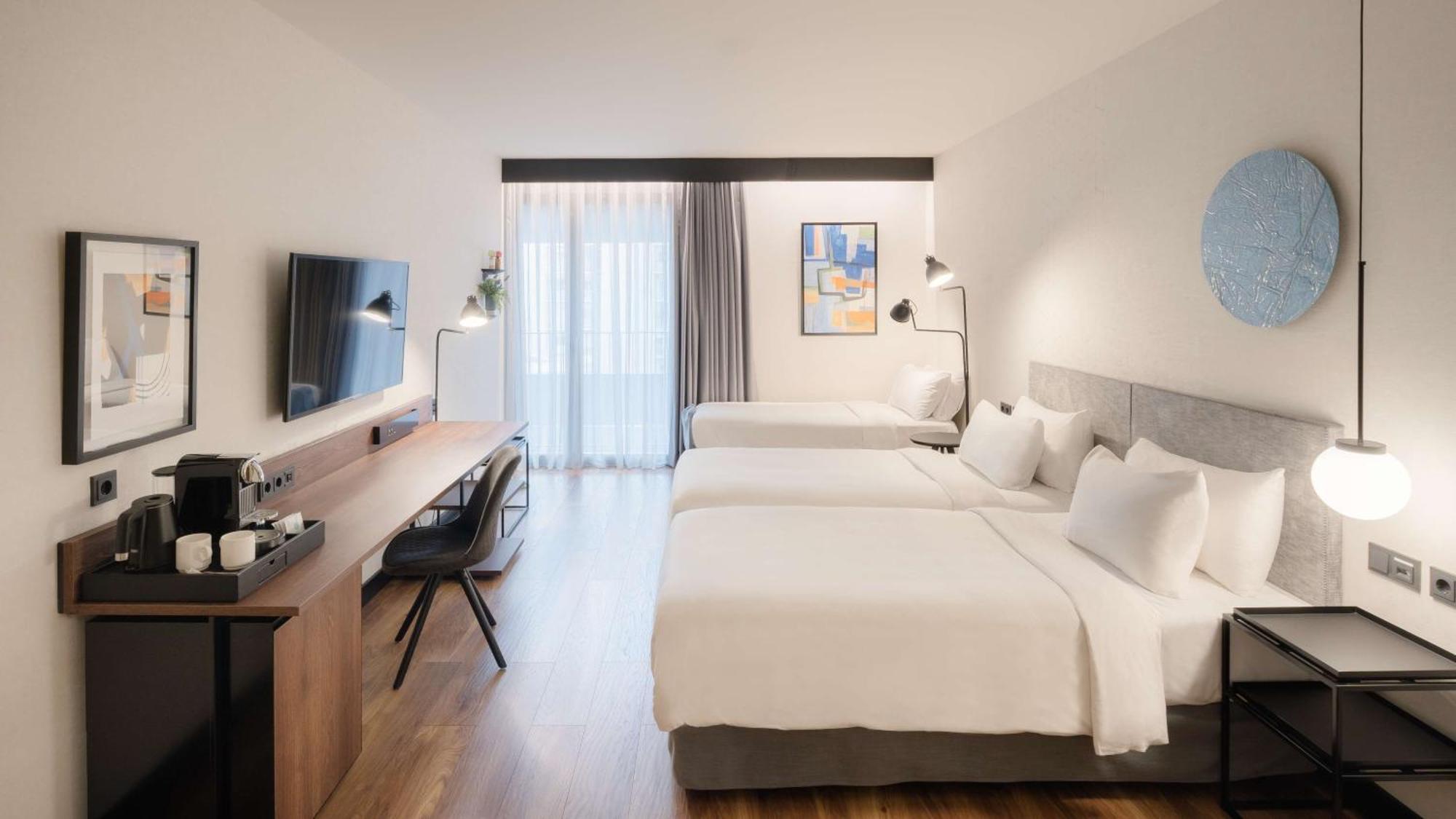 Premium Deluxe Room,1227358976:JPEG