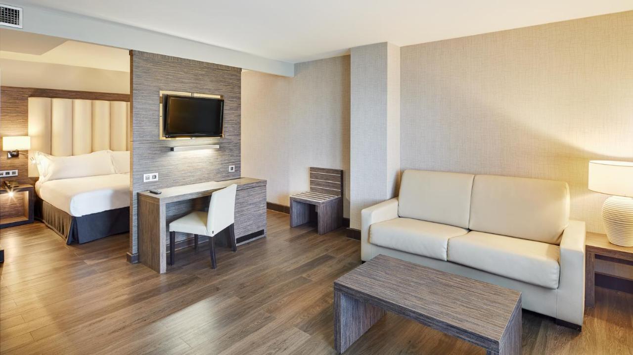 Superior Double or Twin Room,1272836428:JPEG