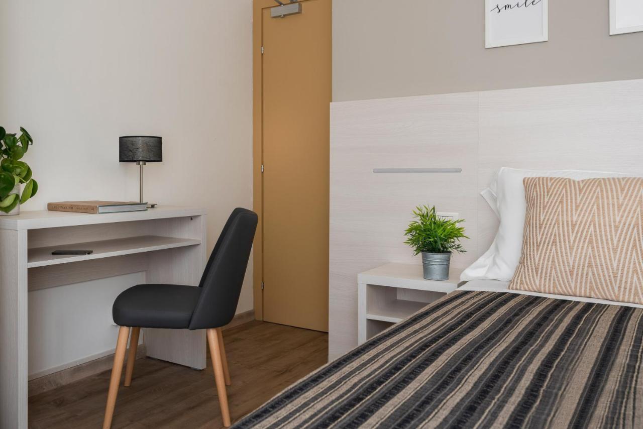 Standard Double Room,1239771406:JPEG
