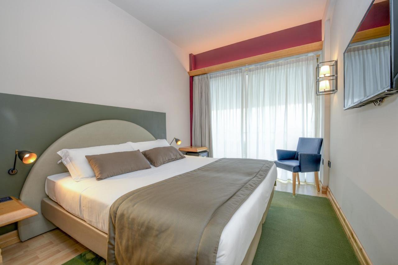 Premium Double Room,1279667854:JPEG