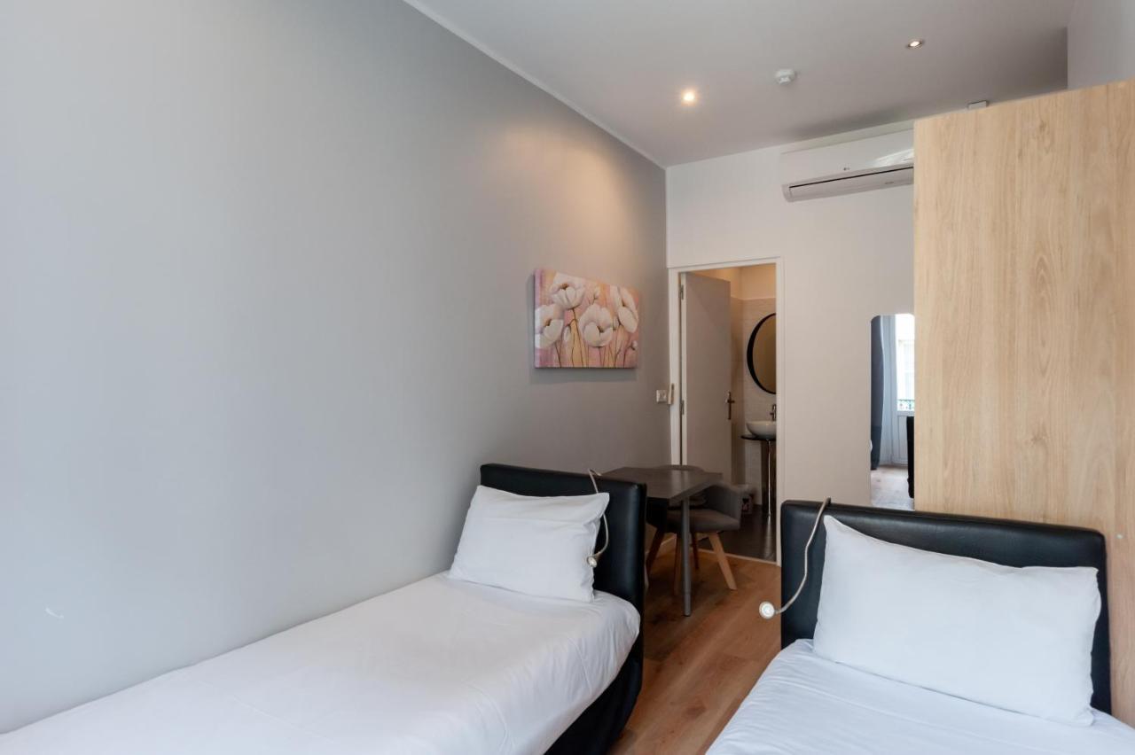 Twin Room,1589127194:JPEG
