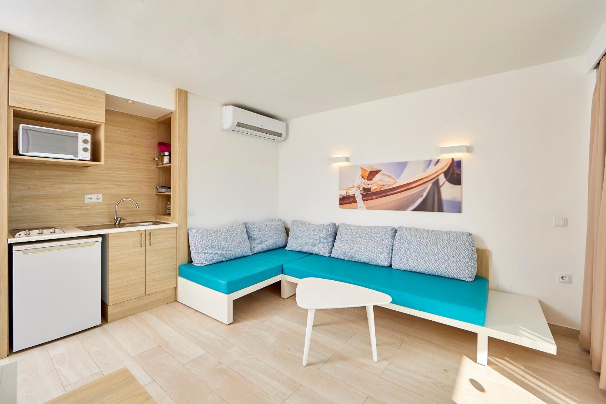 One-Bedroom Apartment Balcony