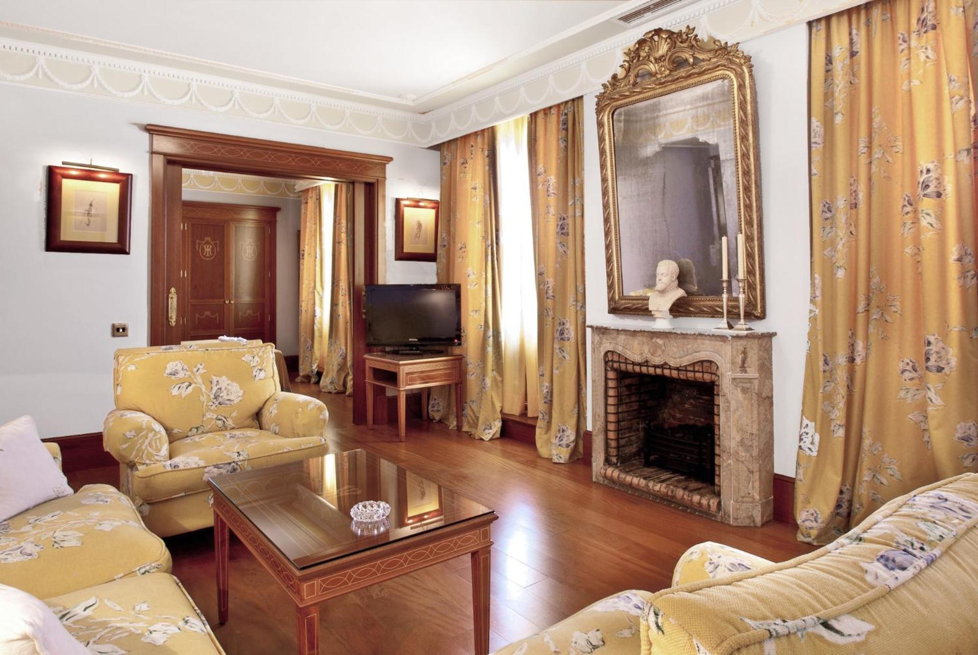 Premium Room,1706422249:JPEG