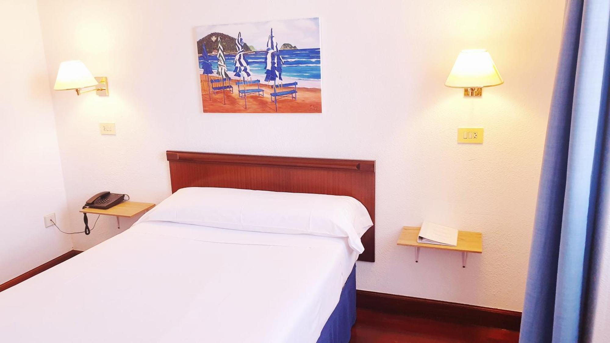 Single Room,1272915259:JPEG