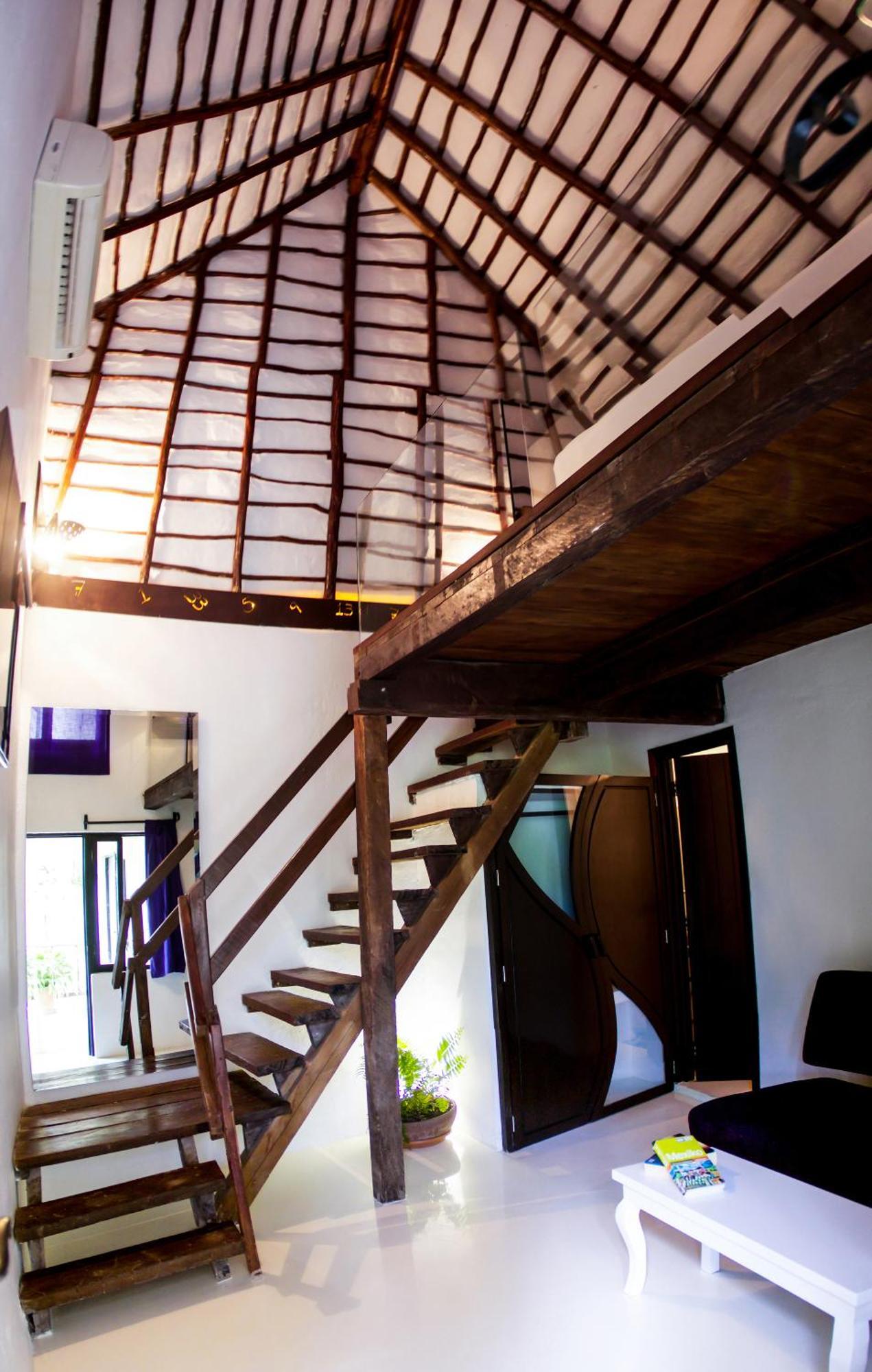 loft with king size bed and sofa bed,1686426496:JPEG