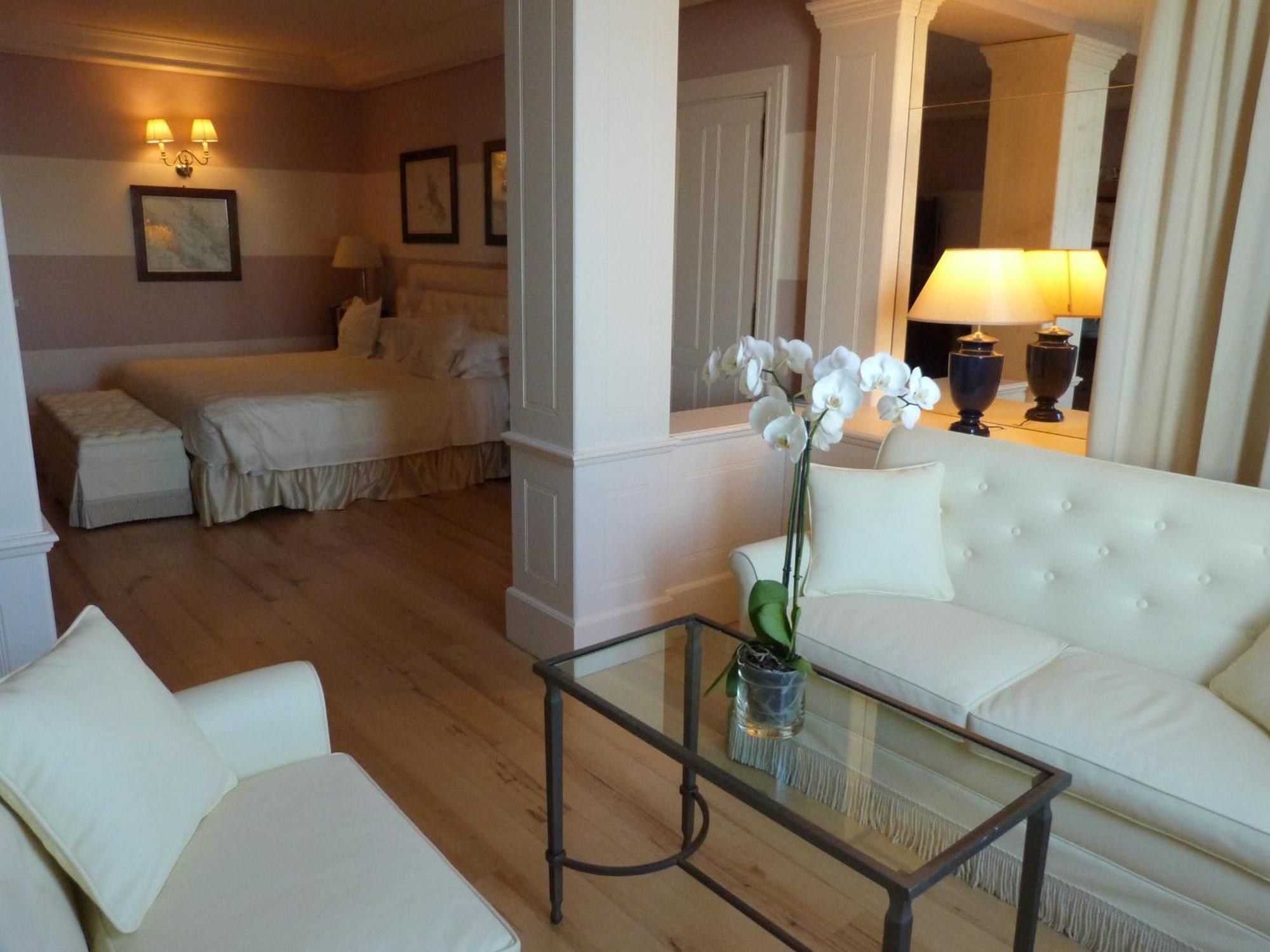 Junior Suite Sea View,1706454786:JPEG