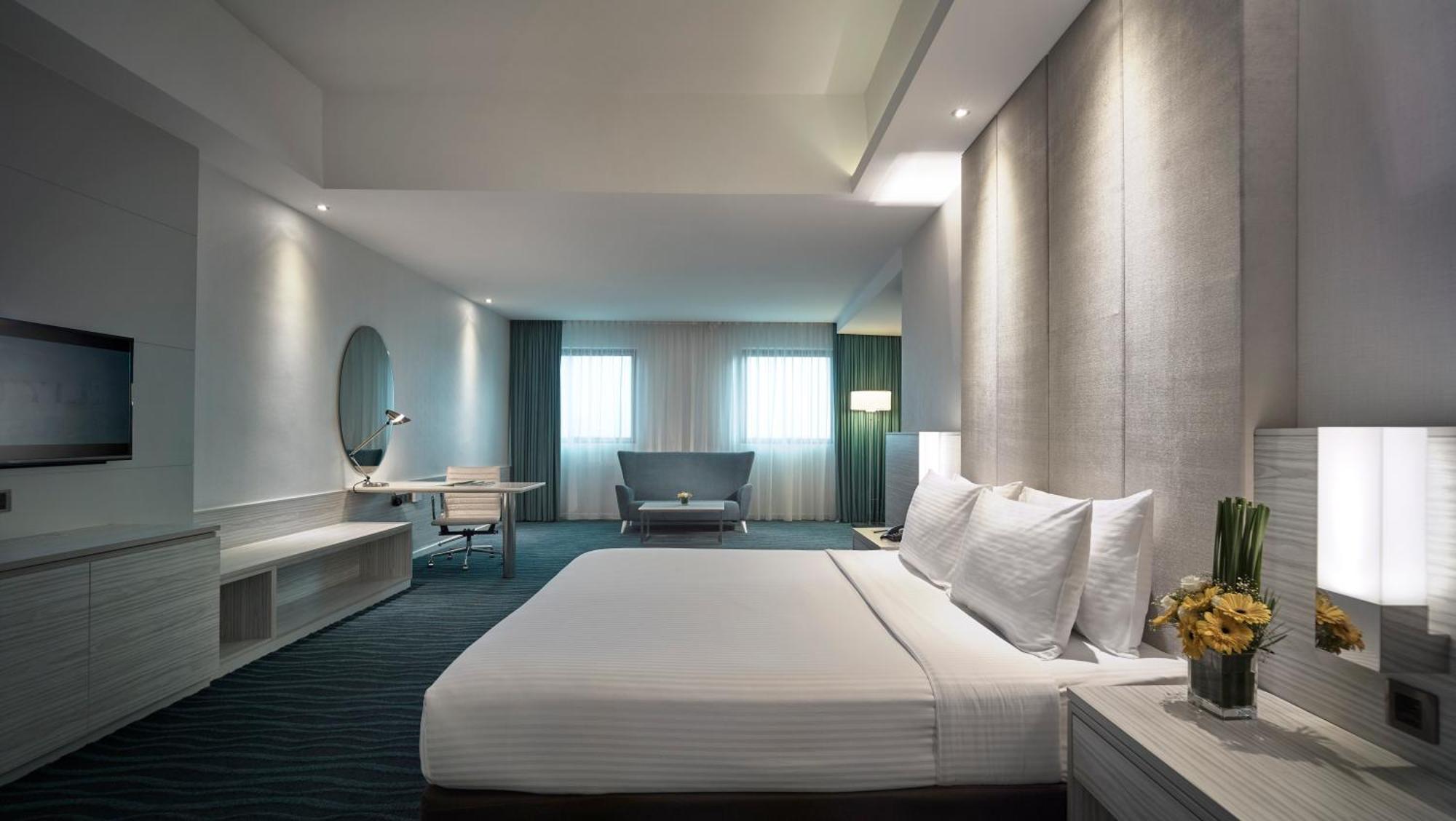Deluxe Double or Twin Room,350069626:JPEG