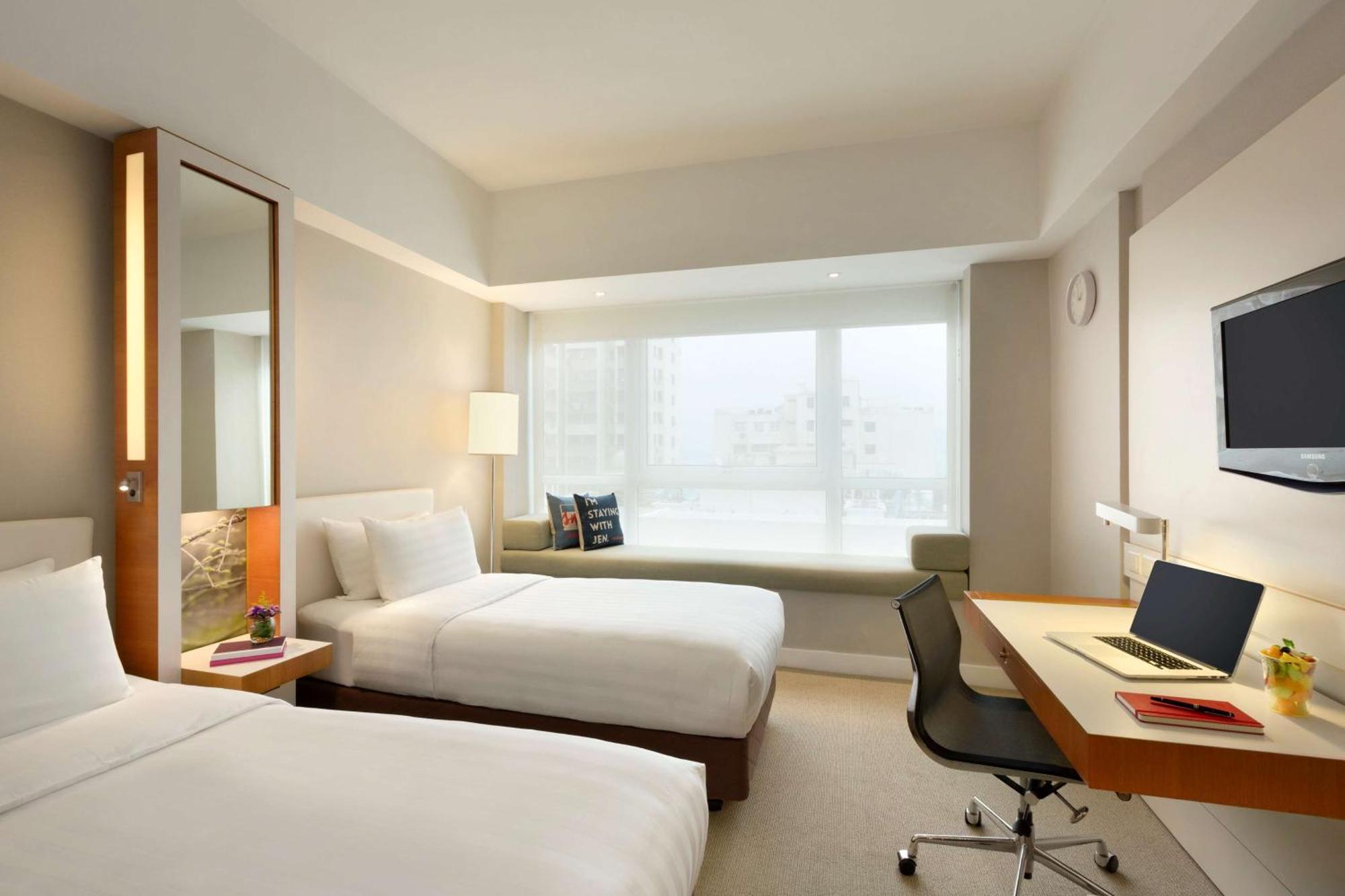 Superior Twin Room City View