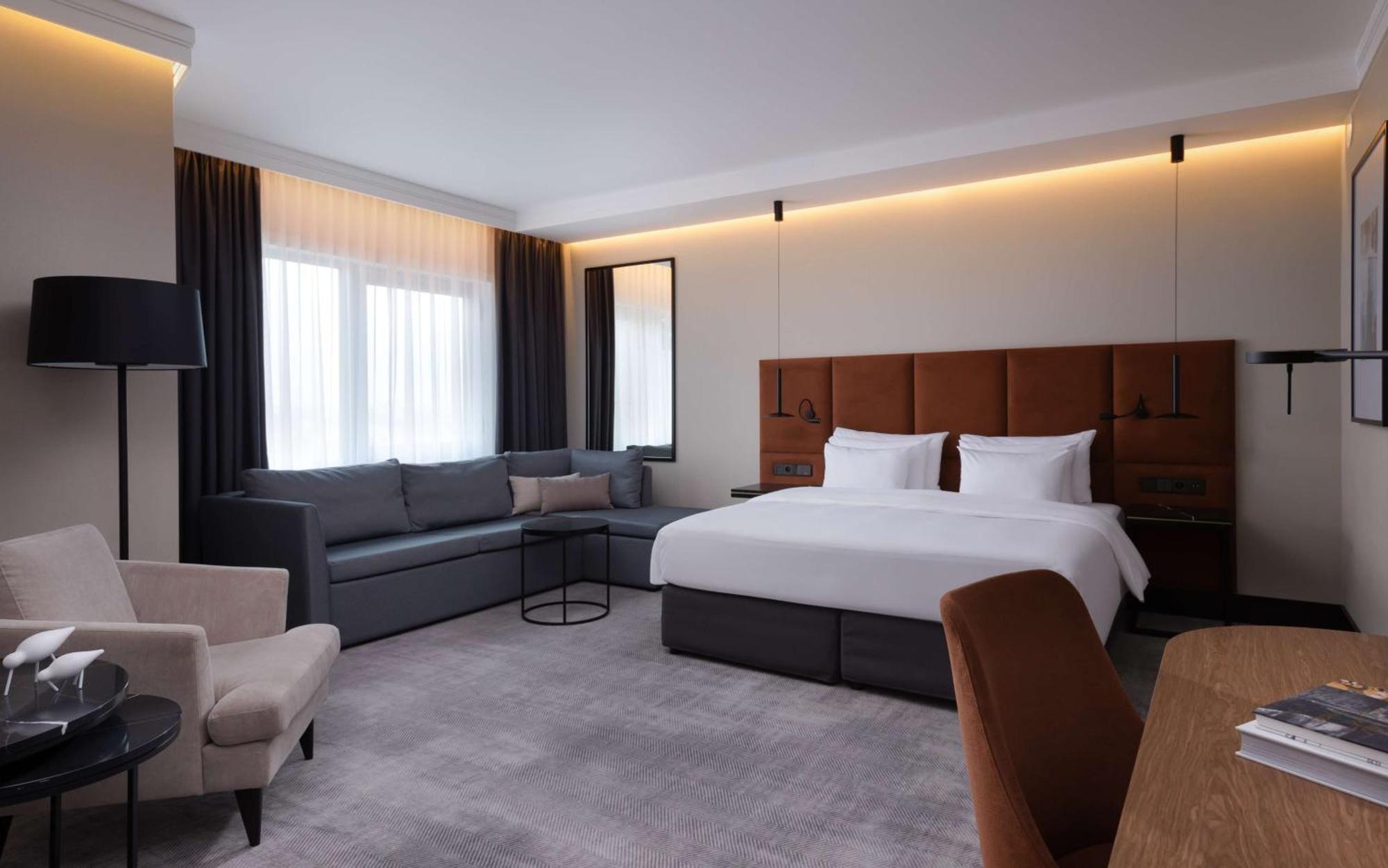 Junior Suite with Lounge Access,1439421508:JPEG