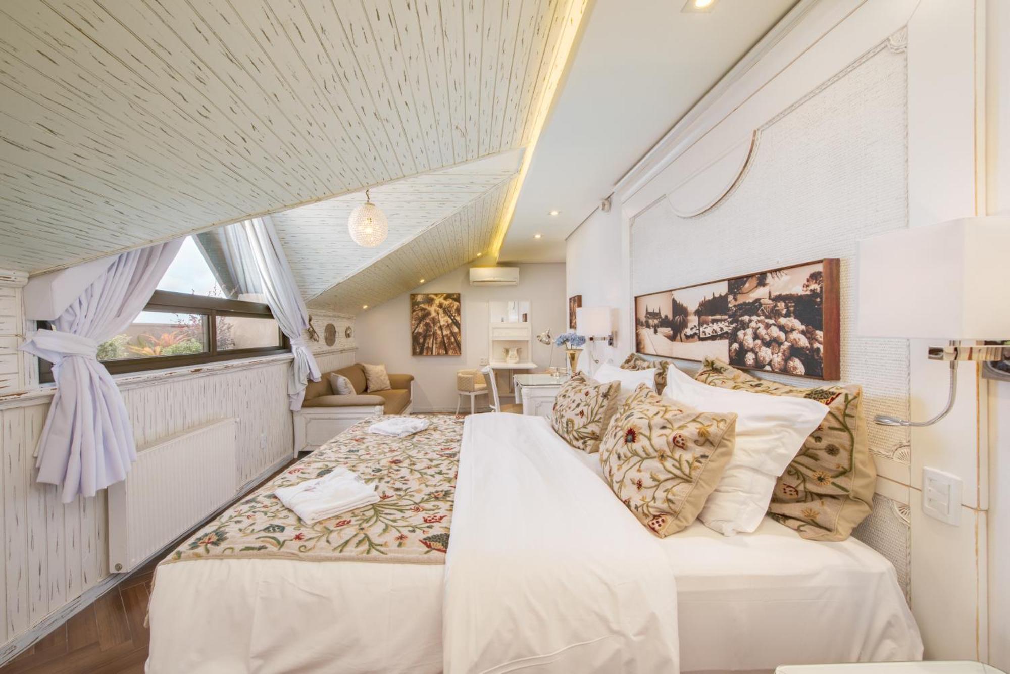Junior Suite,1284167695:JPEG