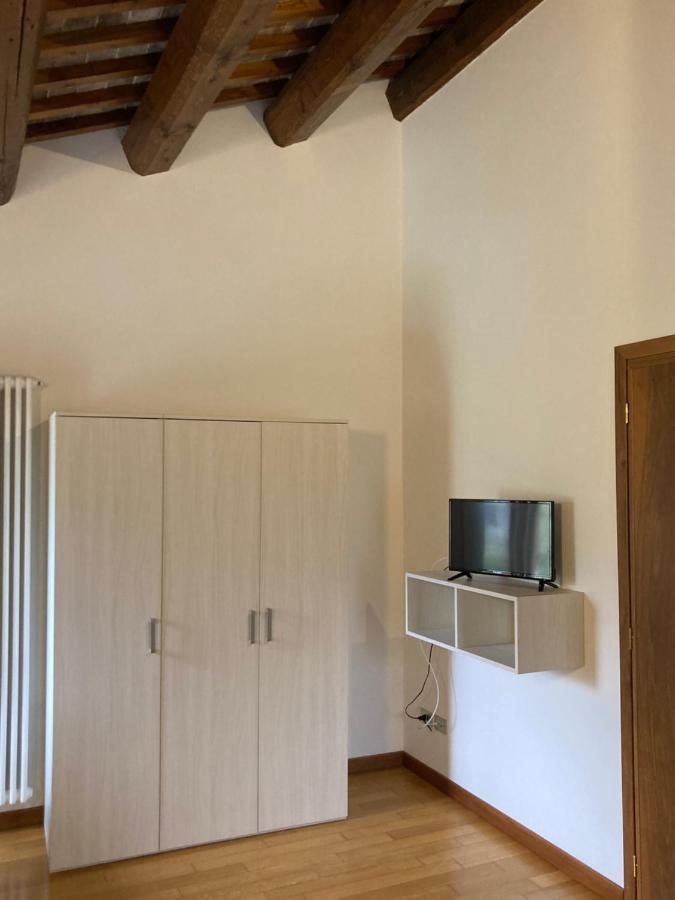 Family Room,1296831142:JPEG