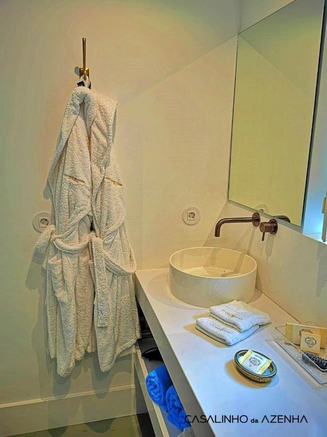 Deluxe King Suite,1304699038:JPEG