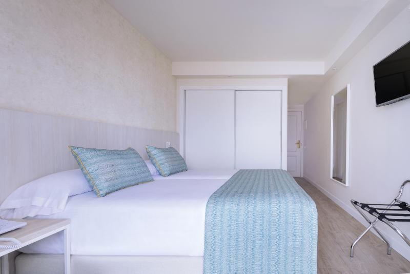 Double Room with Side Sea View,1498551562:JPEG