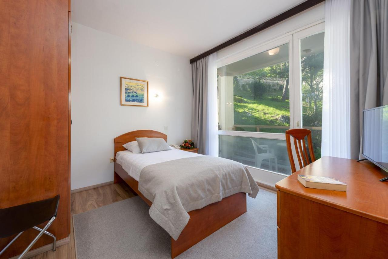 Standard Single Room with Balcony,1349156633:JPEG