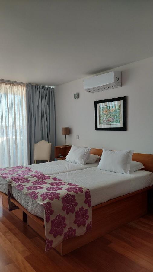 Twin Room with Lake View,1345168094:JPEG