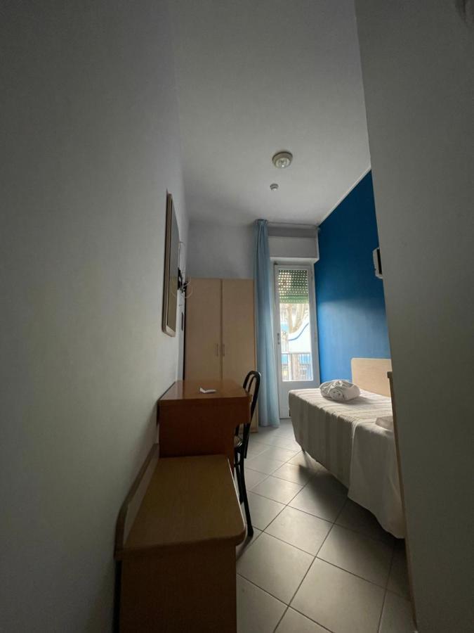 Single Room Balcony