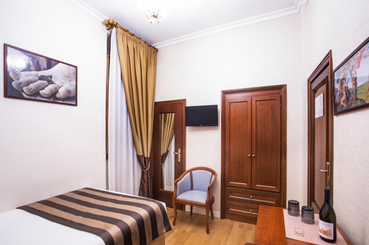 Single Room with Bath,1357641389:JPEG