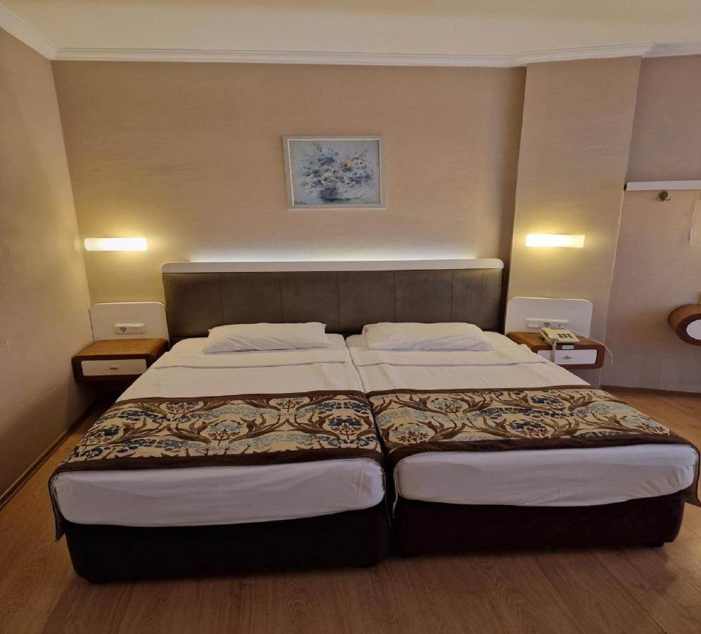 Standard Double Room,1357764515:JPEG