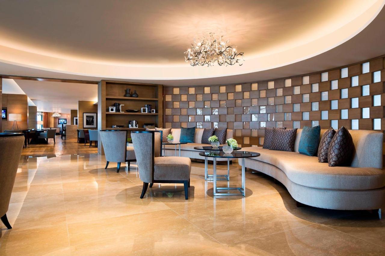 Executive King Room Executive lounge access 1 King,1550233540:JPEG
