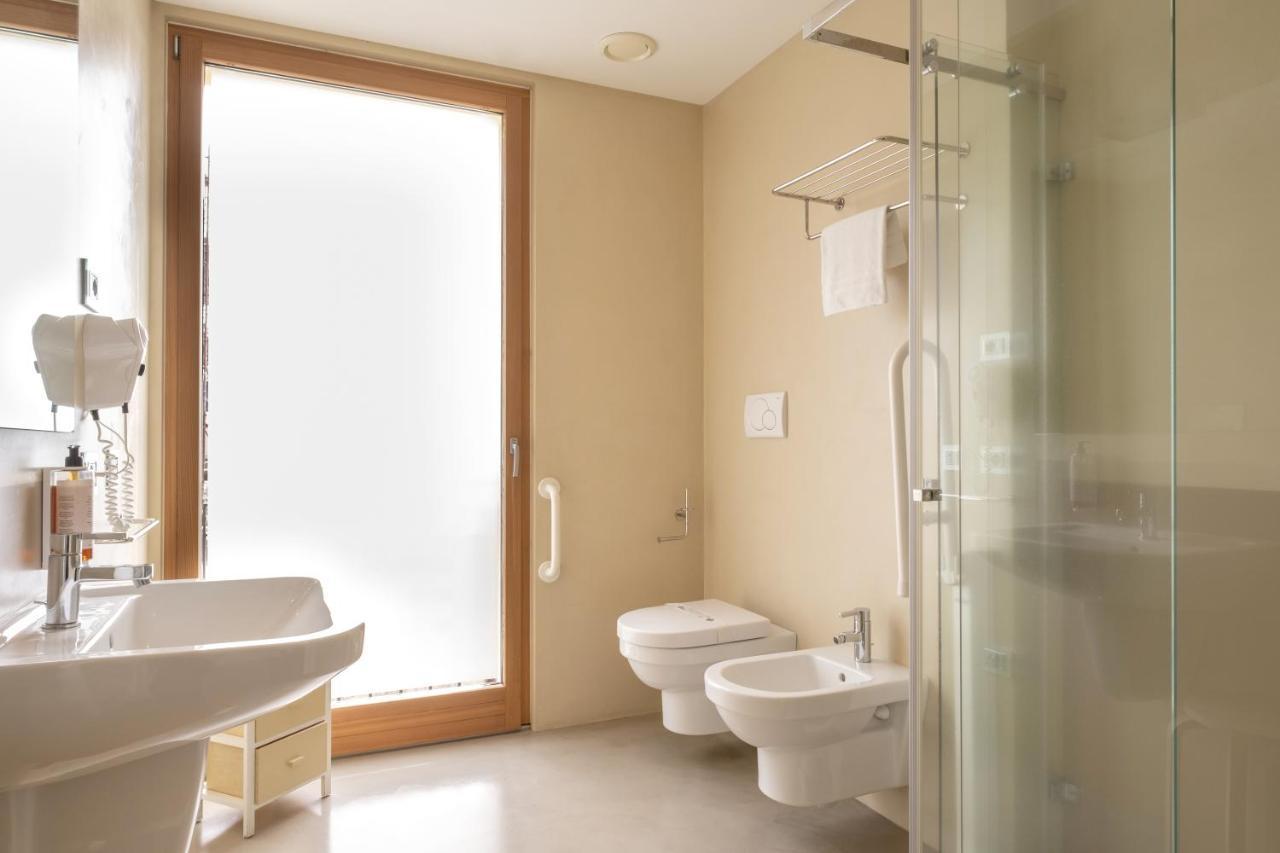 Superior Double Room,1378380152:JPEG