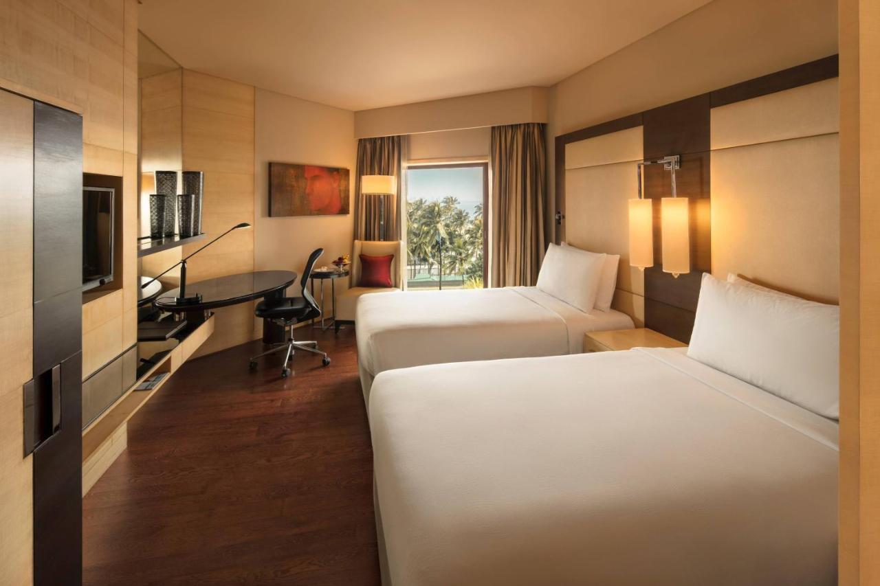 Executive Lounge Access, Guest room, 2 Twins (Enjoy 10% off on Food & Soft Beverages and Laundry)