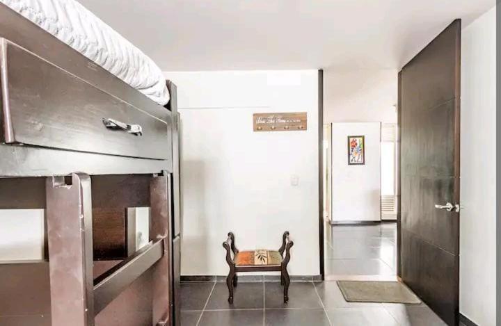 Family Room,1407463268:JPEG