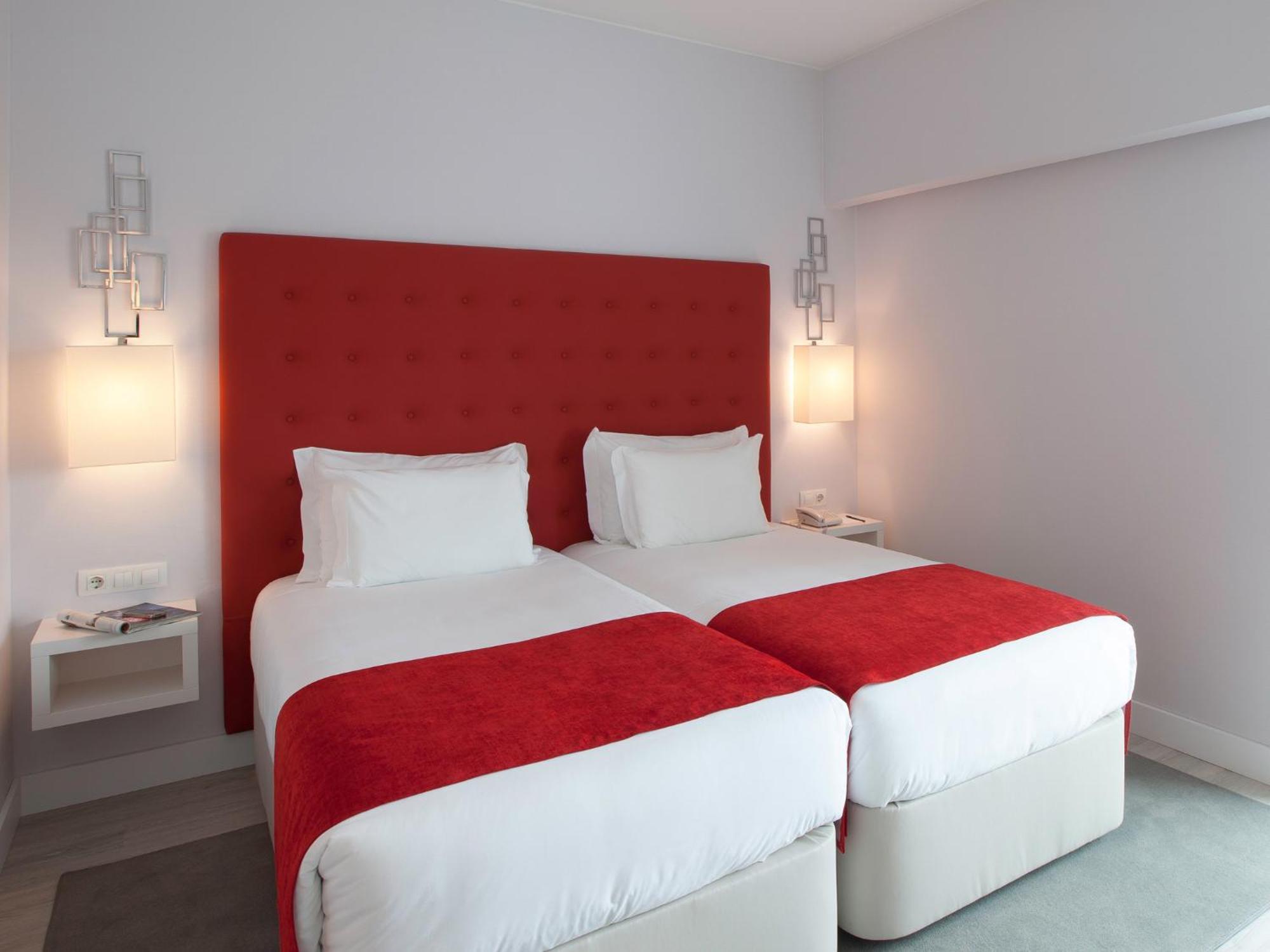 Standard Double or Twin Room,1433207812:JPEG