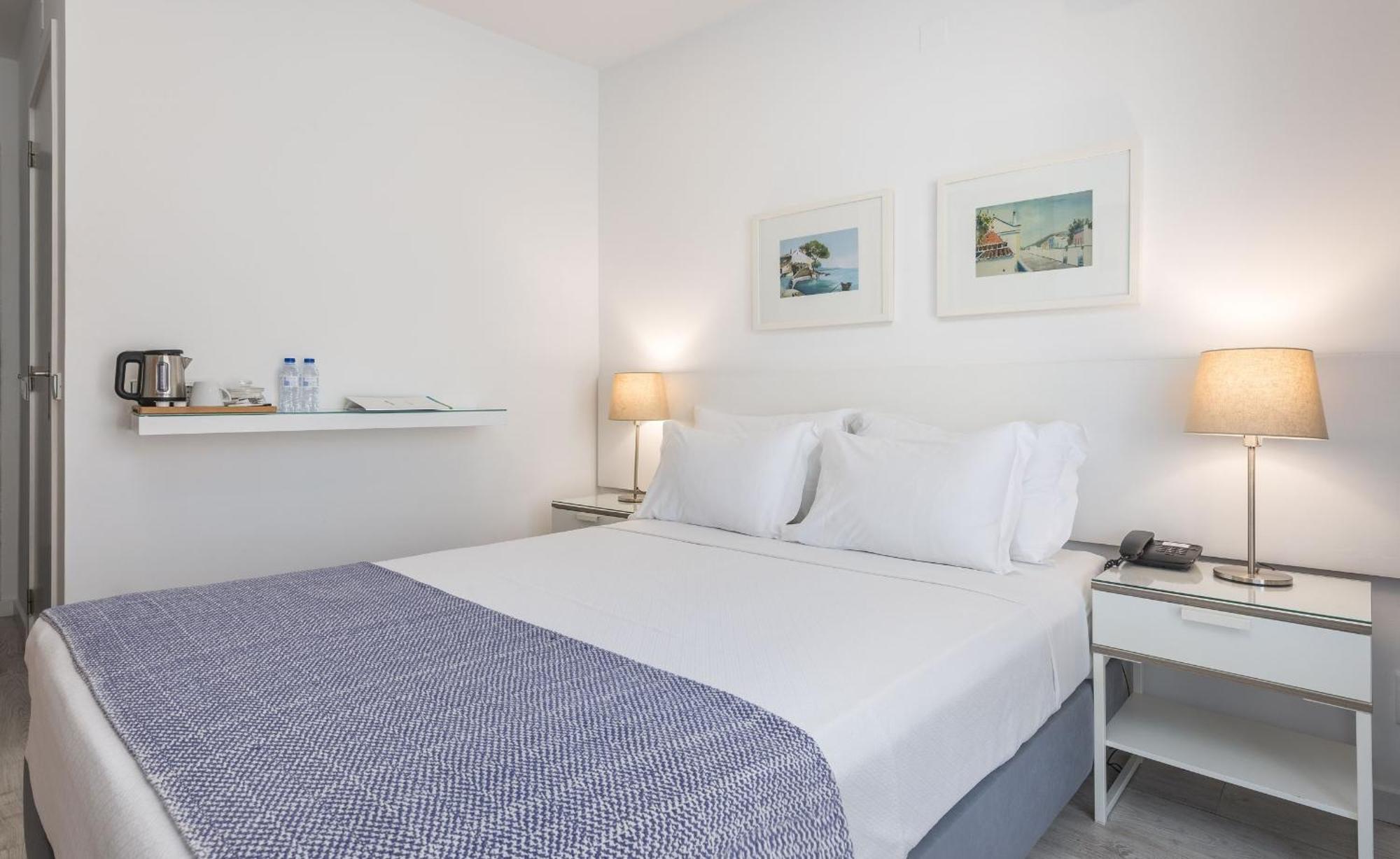 Standard Double Room,1433363203:JPEG