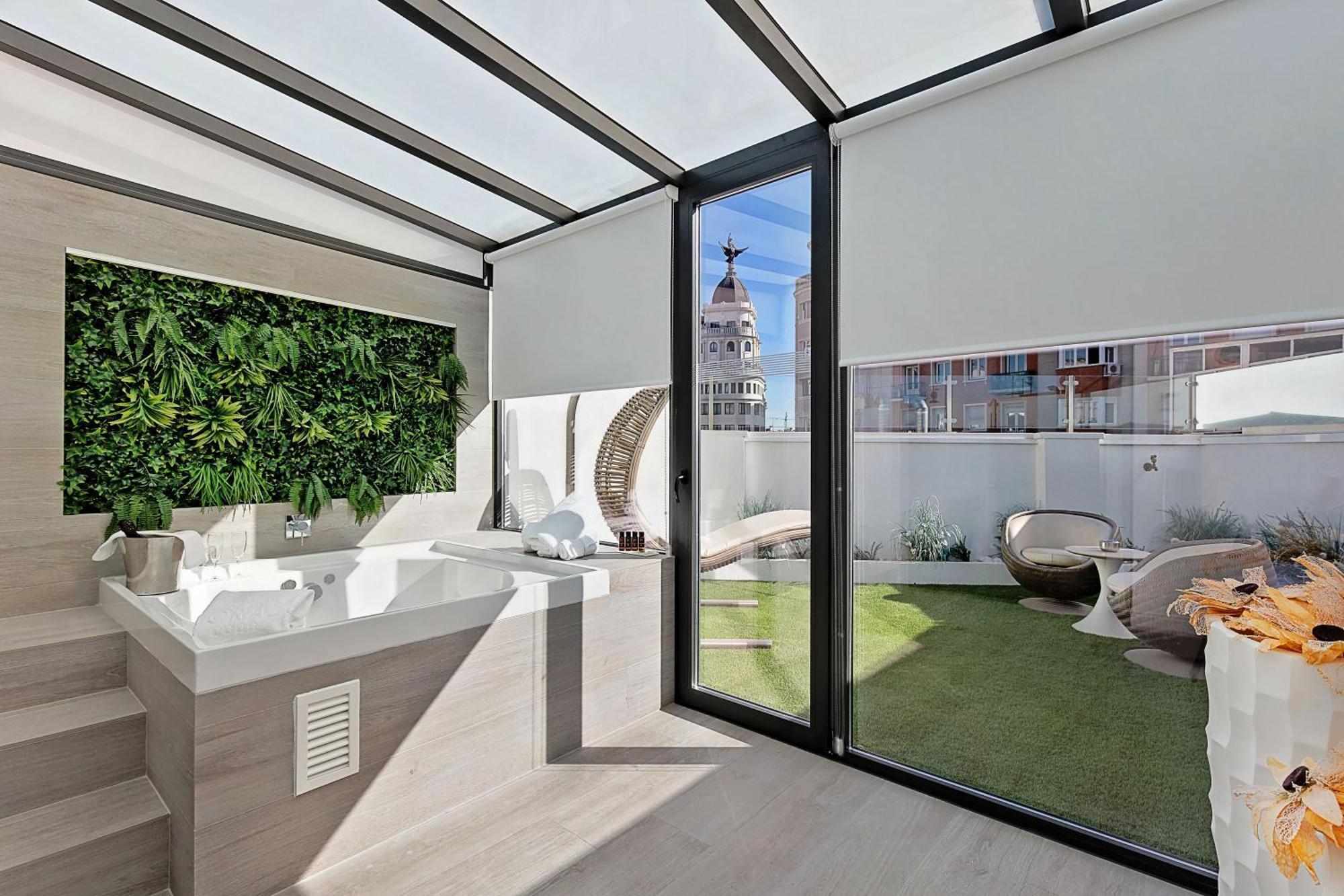 Deluxe Double Room Jacuzzi