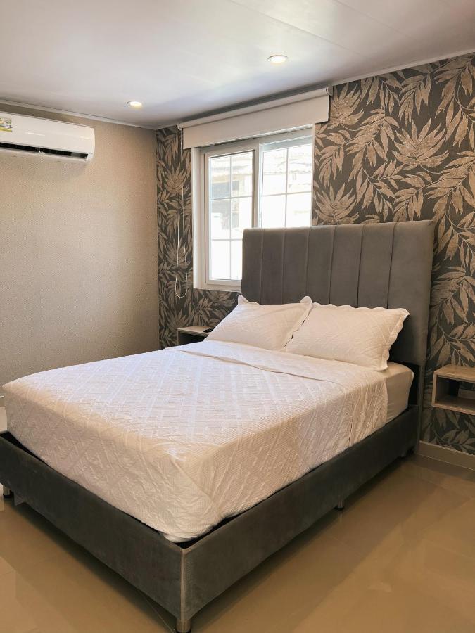Double Room with Private Bathroom,1559222362:JPEG