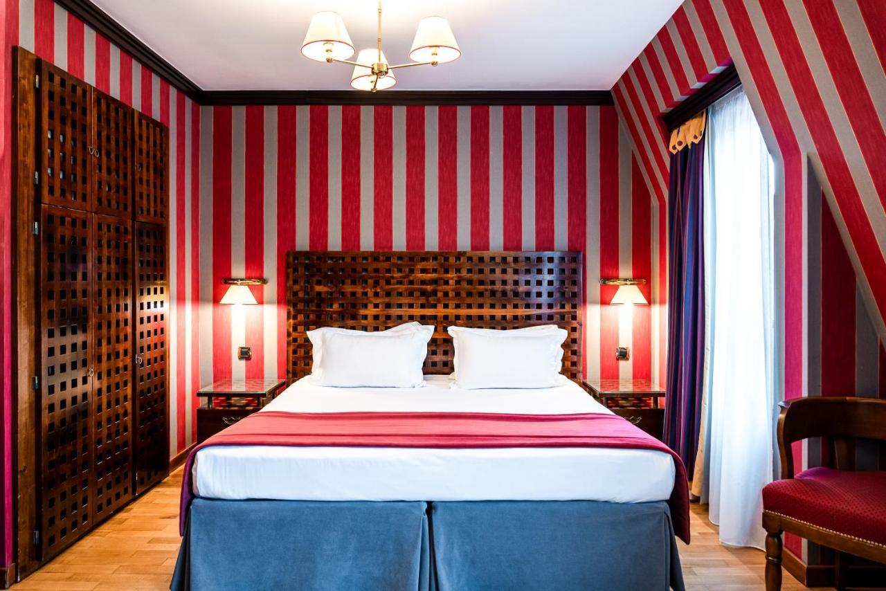 Deluxe Room,1498501072:JPEG