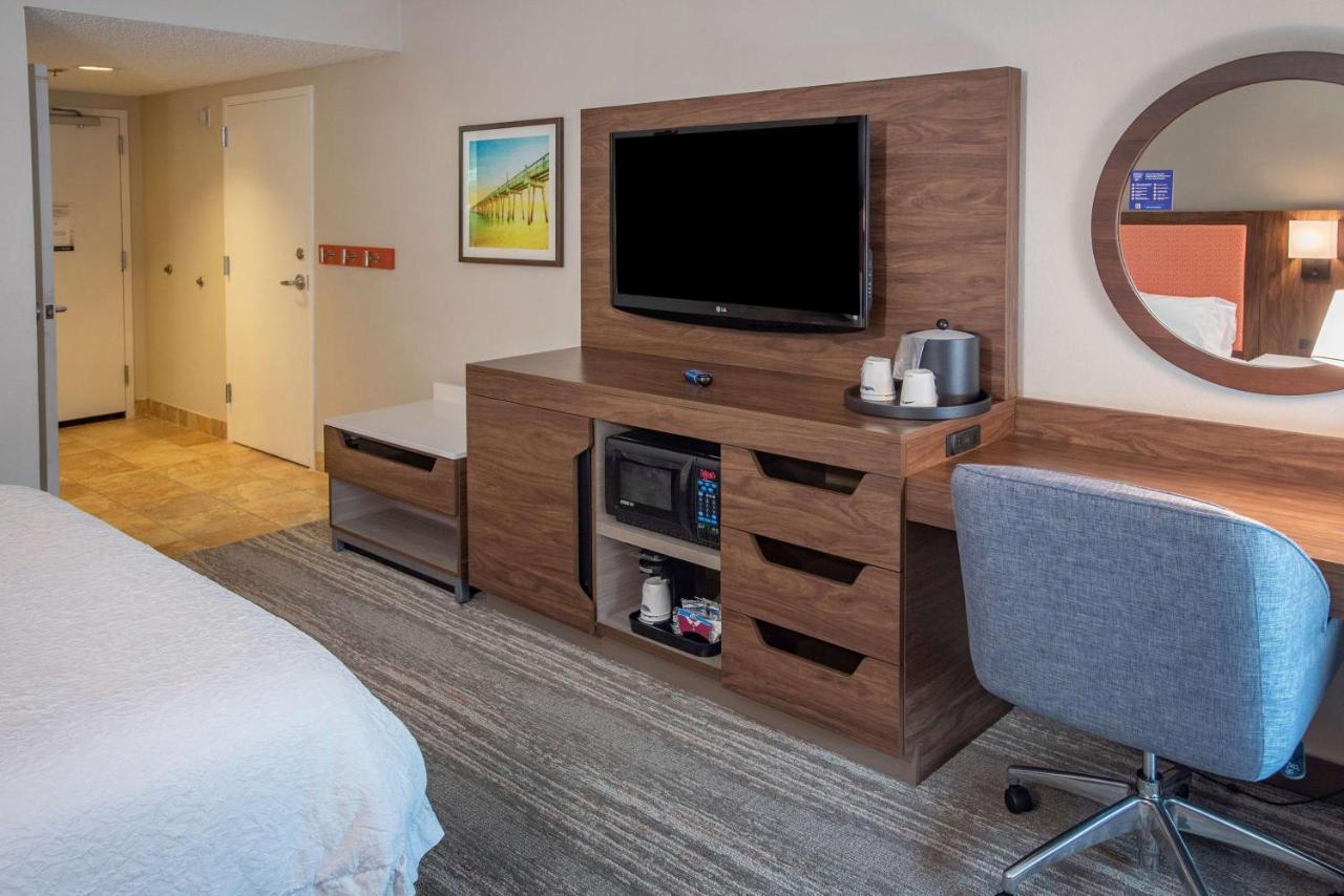 King Room with Accessible Tub - Mobility and Hearing Access/Non-Smoking,1523047123:JPEG