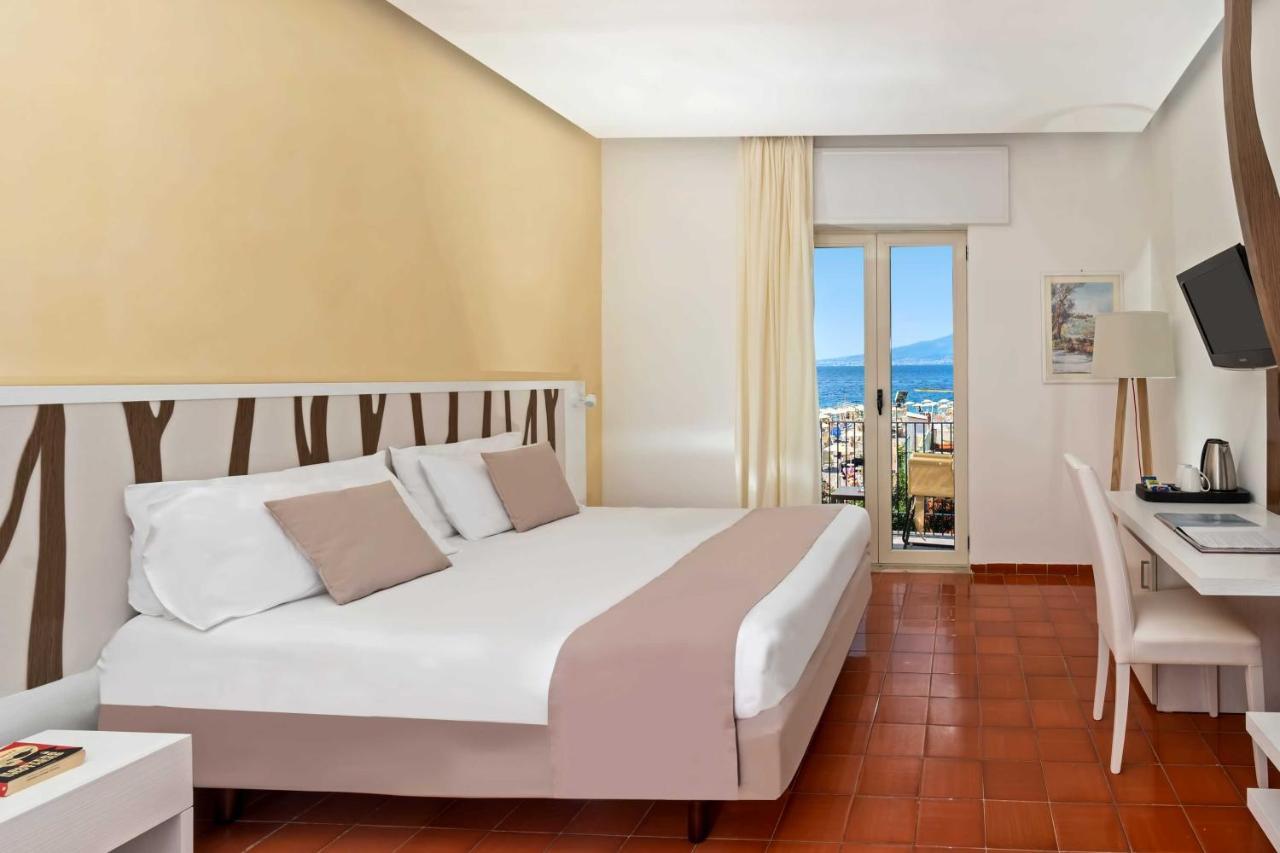 Superior Double or Twin Room with Sea View,1498774858:JPEG